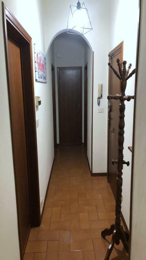 Casa Vacanza Ilia เปสเชีย ภายนอก รูปภาพ
