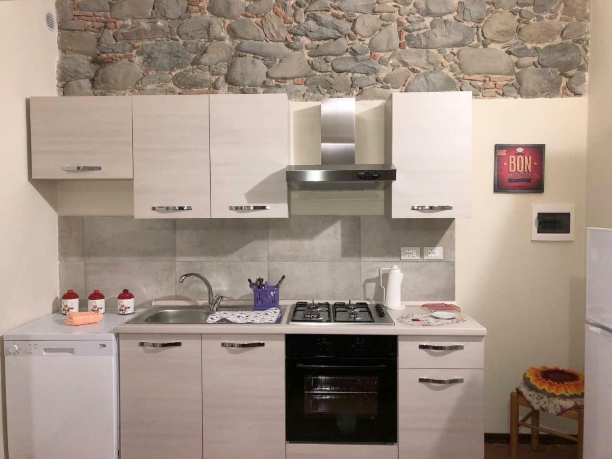 Casa Vacanza Ilia เปสเชีย ภายนอก รูปภาพ