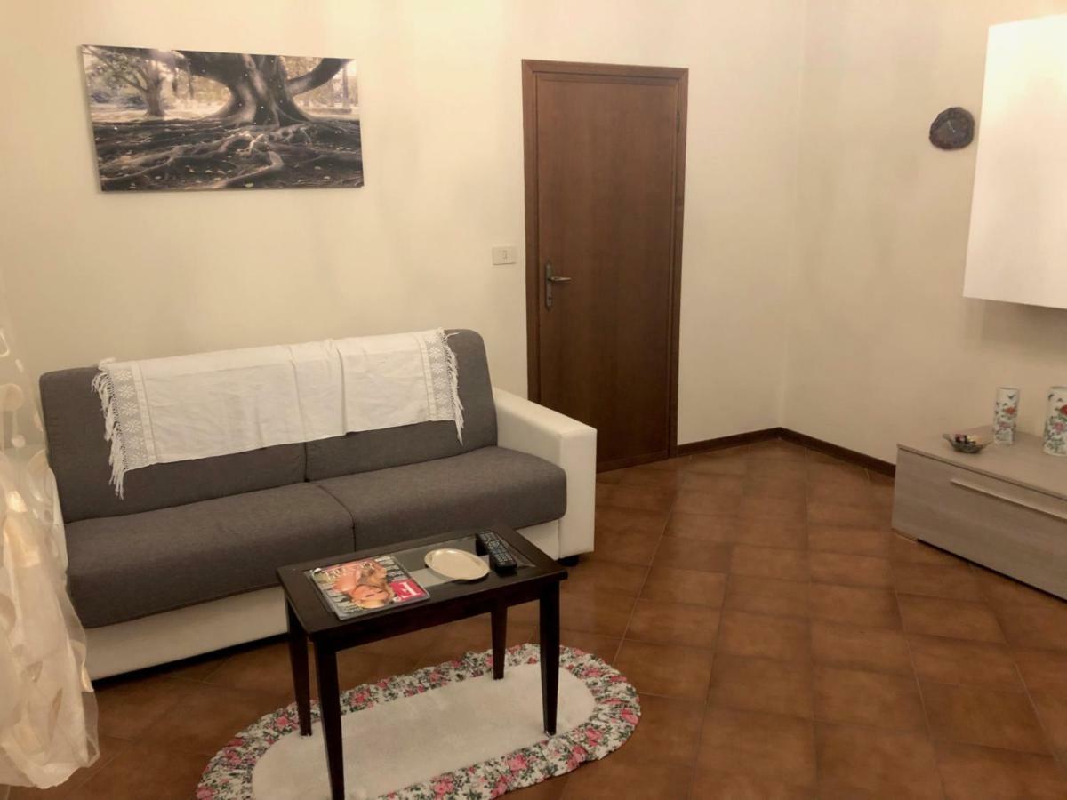 Casa Vacanza Ilia เปสเชีย ภายนอก รูปภาพ
